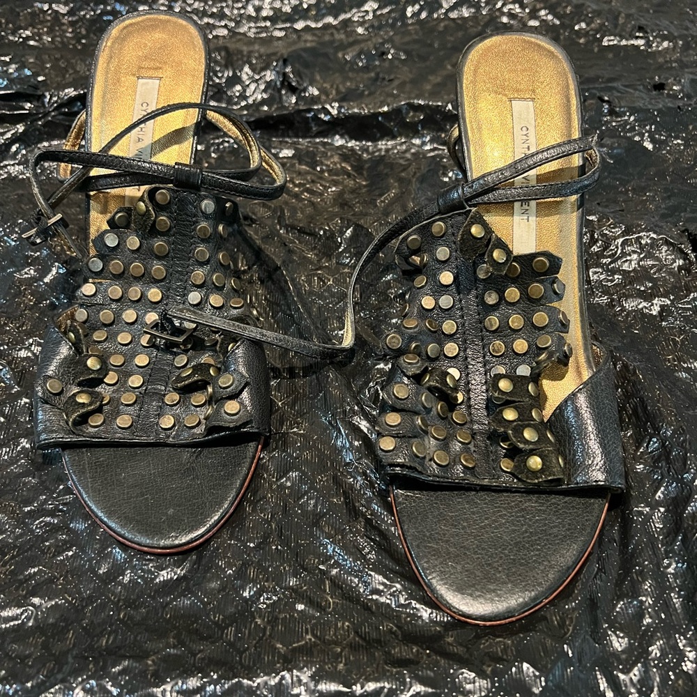 Cynthia Vincent black sandals
